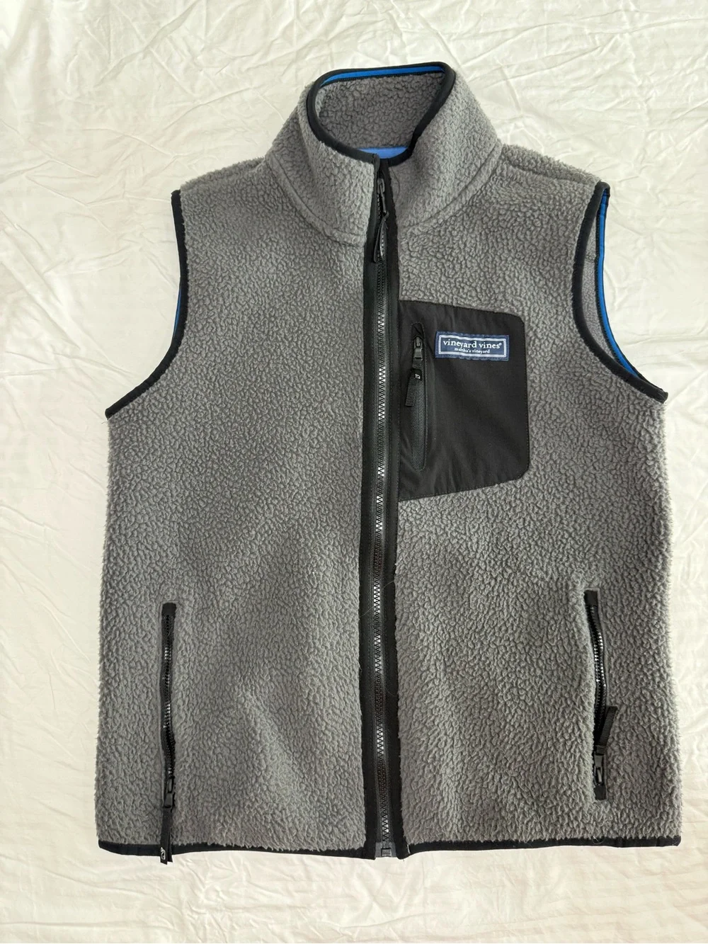 Vineyard Vines Gray Sherpa Fleece Vest with Black Pocket Trim